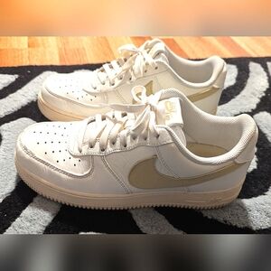 Nike Airforce White Sneakers- size 8.5